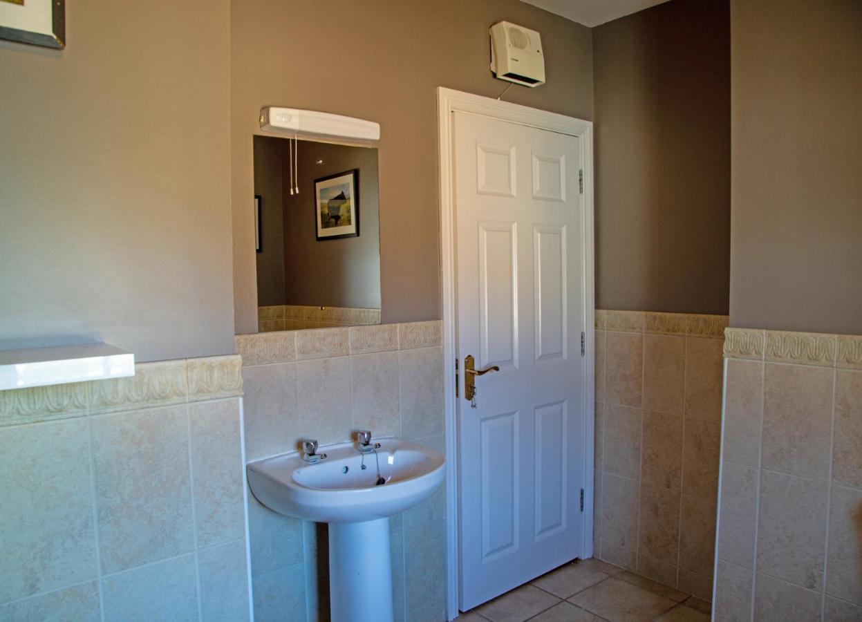Dingle Town Holiday Home By Trident Holiday Homes Exterior photo